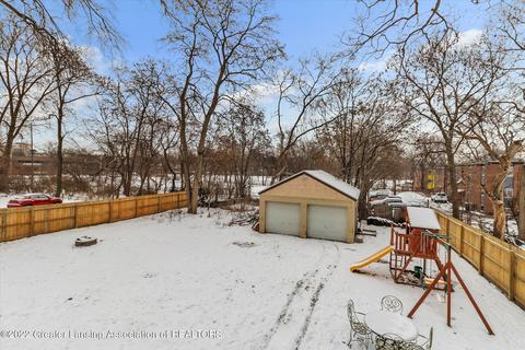 523 Cherry St, Lansing, MI 48933 photo 23