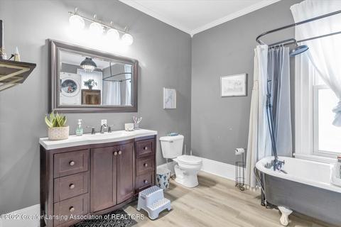 523 Cherry St, Lansing, MI 48933 photo 11