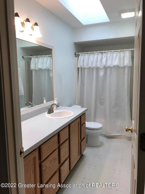 3942 White Pine Dr, Dewitt, MI 48820 photo 21