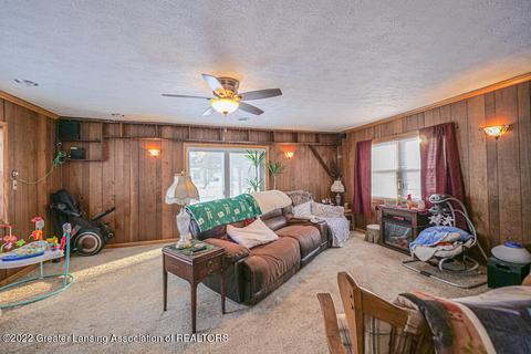 5760 Park Lake Rd, Bath, MI 48808 photo 9