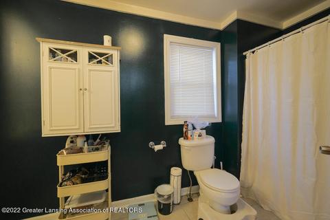 5760 Park Lake Rd, Bath, MI 48808 photo 5