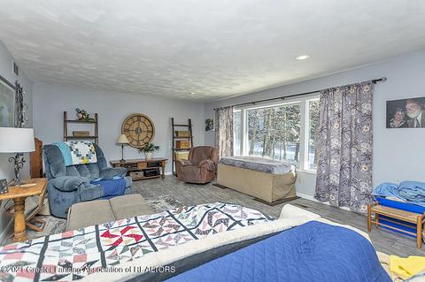 12296 Spruce Ln, Perry, MI 48872 photo 8
