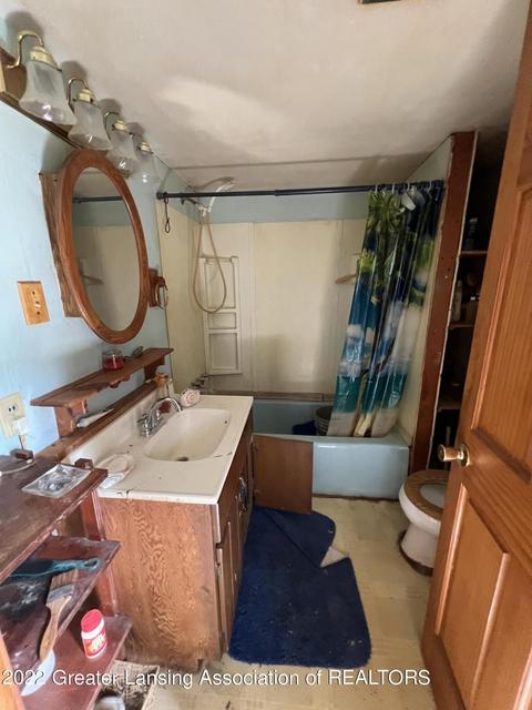 533 Baldwin Rd, Mason, MI 48854 photo 5