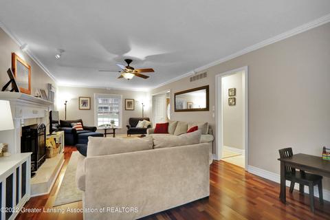 708 Larchmont St, Dewitt, MI 48820 photo 8