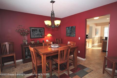 1141 Lacosta Dr, Dewitt, MI 48820 photo 5