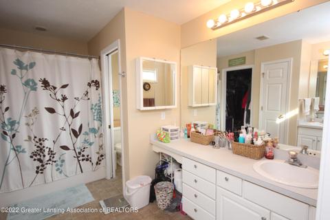 1141 Lacosta Dr, Dewitt, MI 48820 photo 13