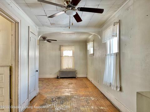 405 E Rouse St, Lansing, MI 48910 photo 8