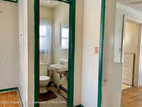 405 E Rouse St, Lansing, MI 48910 photo 14