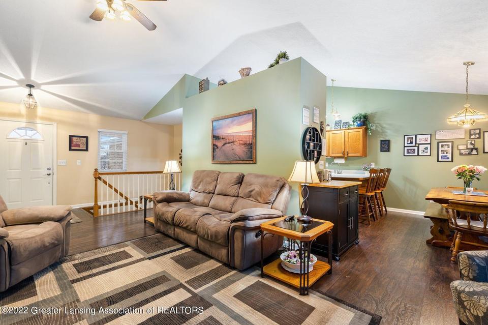  13777 Remington Dr, Bath, MI 48808 photo 17