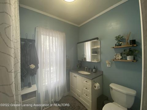 5722 Clark Rd, Bath, MI 48808 photo 10