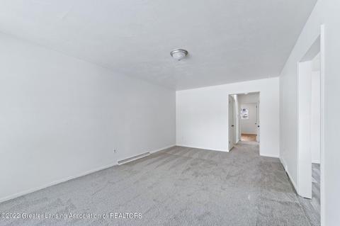 4100 Burchfield Dr, Lansing, MI 48910 photo 8
