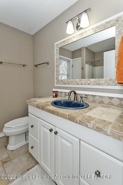 5796 Outer Dr, Bath, MI 48808 photo 19
