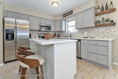 5796 Outer Dr, Bath, MI 48808 photo 8