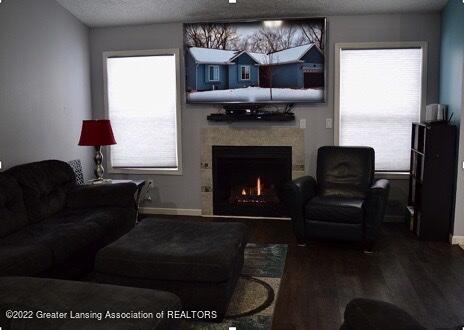 2727 Pine Tree Rd, Holt, MI 48842 photo 5