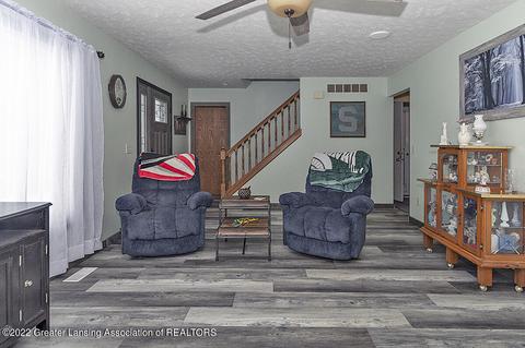 2100 S Eifert Rd, Mason, MI 48854 photo 9