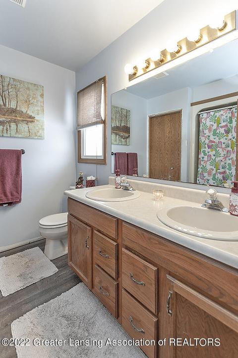 2100 S Eifert Rd, Mason, MI 48854 photo 17
