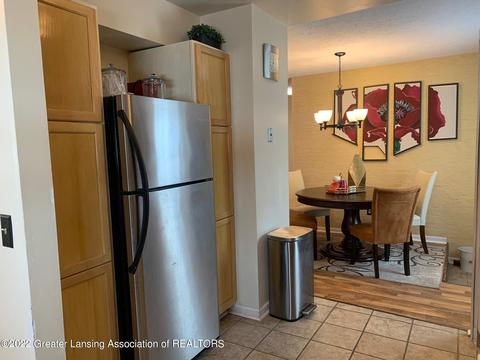 520 E Willard Ave, Lansing, MI 48910 photo 8