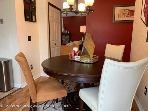 520 E Willard Ave, Lansing, MI 48910 photo 11