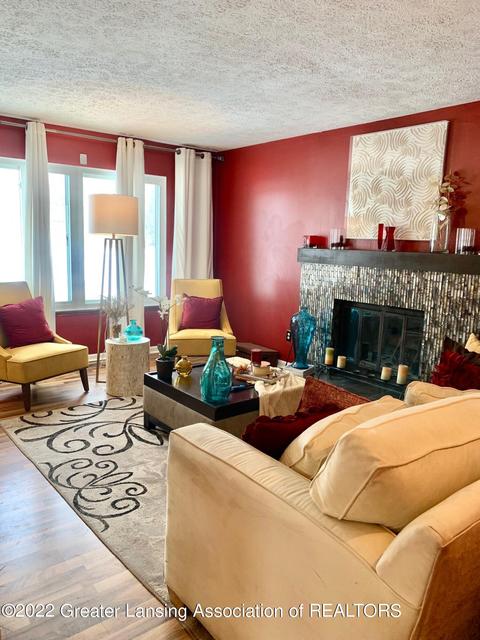 520 E Willard Ave, Lansing, MI 48910 photo 4
