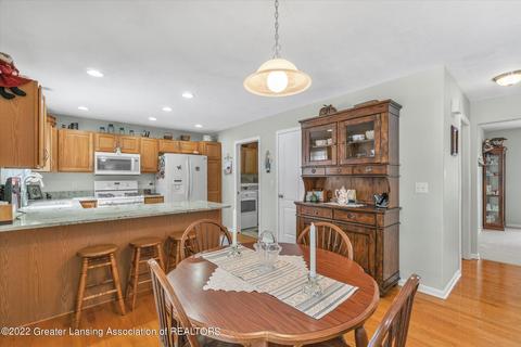 11842 Sara Ann Dr, Dewitt, MI 48820 photo 12