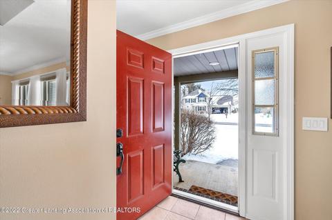 305 Windyrush Ln, Dewitt, MI 48820 photo 5