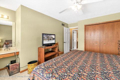 305 Windyrush Ln, Dewitt, MI 48820 photo 30