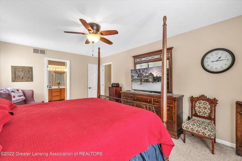 305 Windyrush Ln, Dewitt, MI 48820 photo 24