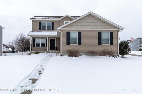 3085 Moccasin Dr, Dewitt, MI 48820 photo 2