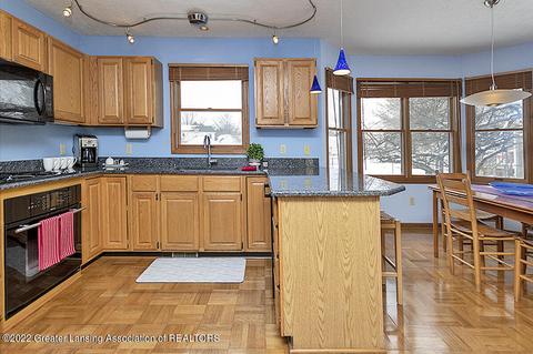 3933 E Sunwind Dr, Okemos, MI 48864 photo 6