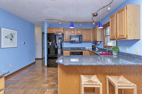 3933 E Sunwind Dr, Okemos, MI 48864 photo 9