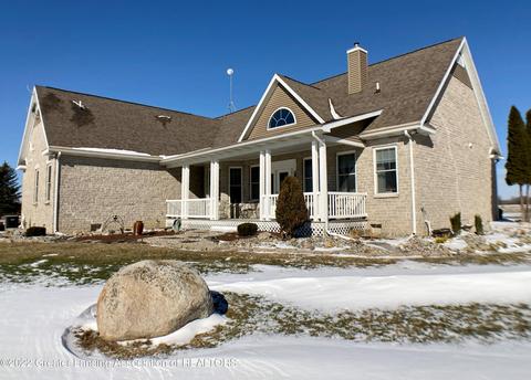 2450 E Colony Rd, Saint Johns, MI 48879 photo 7