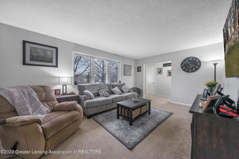 3740 Mulberry Ln, Dewitt, MI 48820 photo 6