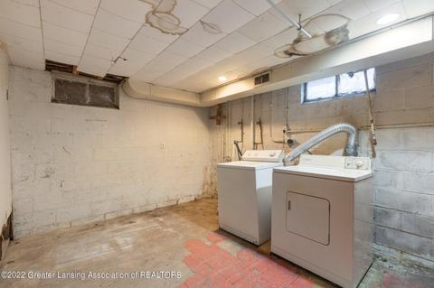 1109 David St, Lansing, MI 48906 photo 28