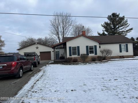 1955 E River Rd, Mount Pleasant, MI 48858 photo 1