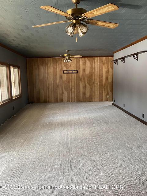 402 E Adelaide St, Maple Rapids, MI 48853 photo 30