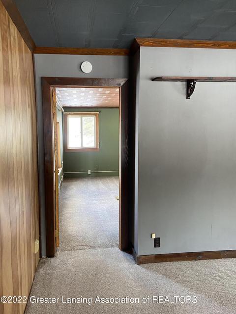 402 E Adelaide St, Maple Rapids, MI 48853 photo 32