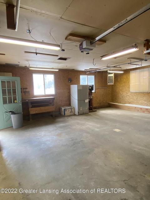 402 E Adelaide St, Maple Rapids, MI 48853 photo 38