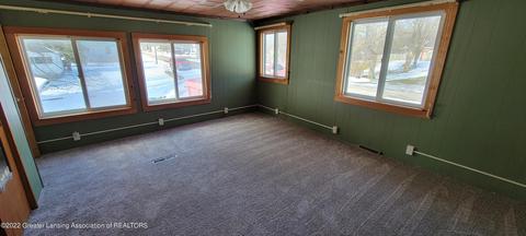 402 E Adelaide St, Maple Rapids, MI 48853 photo 27