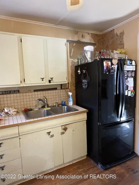 808 W Hanover St, Marshall, MI 49068 photo 12