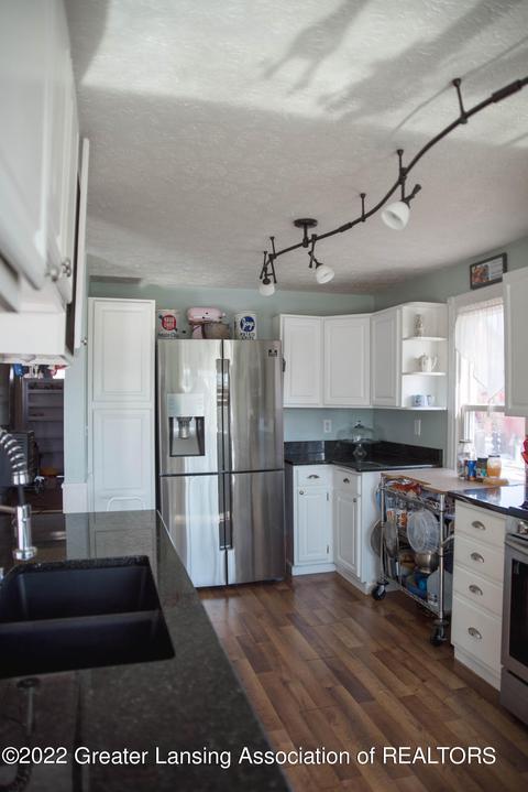 8634 Clinton Rd, Jackson, MI 49201 photo 18