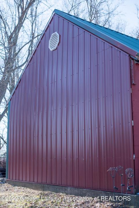 8634 Clinton Rd, Jackson, MI 49201 photo 5