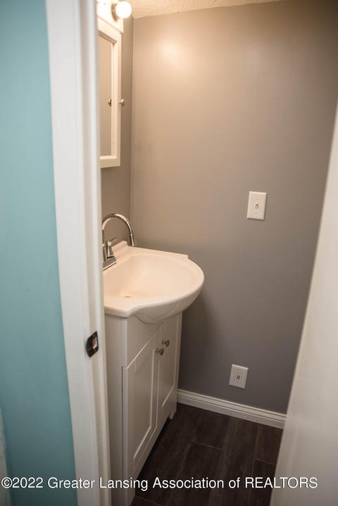 8634 Clinton Rd, Jackson, MI 49201 photo 38