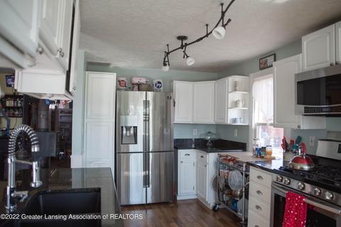 8634 Clinton Rd, Jackson, MI 49201 photo 17
