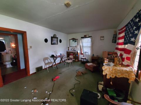 5401 Wise Rd, Lansing, MI 48911 photo 4