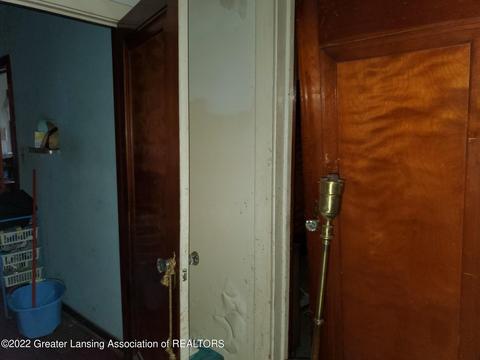 5401 Wise Rd, Lansing, MI 48911 photo 11