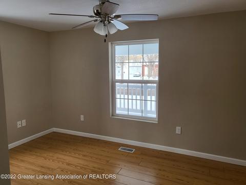 175 Washington St, Sunfield, MI 48890 photo 7