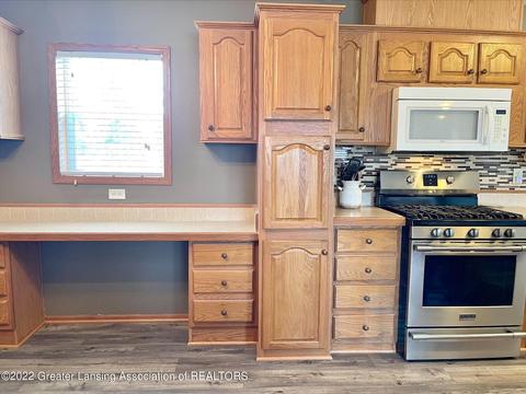 9890 S Us 27, Dewitt, MI 48820 photo 12