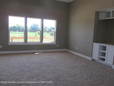 71 Dickens St, Spring Arbor, MI 49283 photo 3