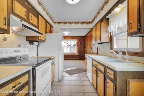 984 Meech Rd, Williamston, MI 48895 photo 18