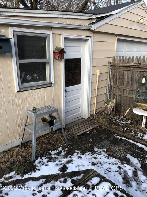 609 E Paulson St, Lansing, MI 48906 photo 15